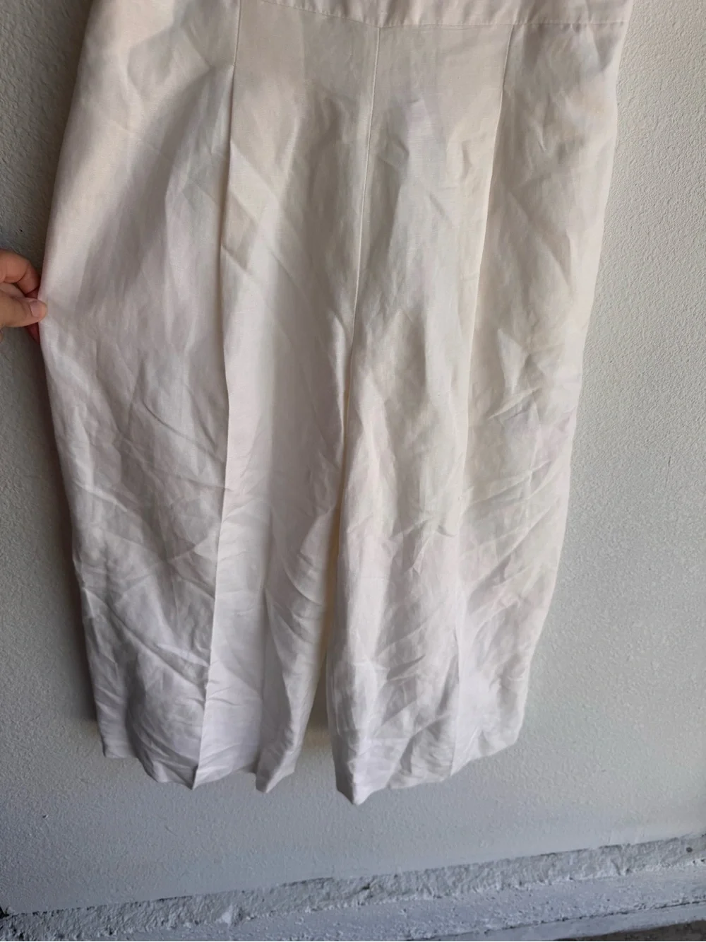 Banana Republic White Linen Sleeveless cropped wide leg Jumpsuit size 2P